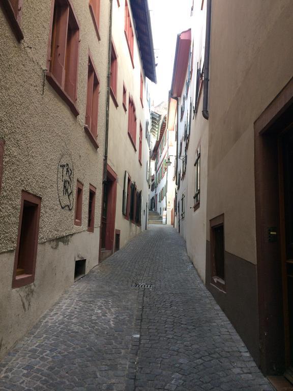 In Swiss Home - Rathaus From 1284 Historical Apartment Basilea Esterno foto